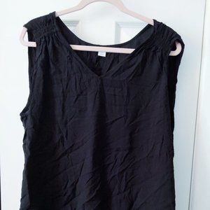 Old Navy Black Sleeveless Blouse